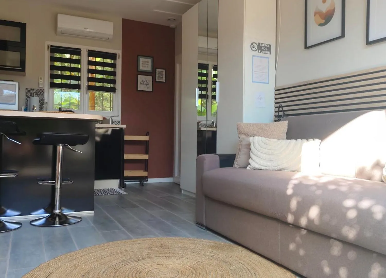 La Chabertine Bed & Breakfast Gareoult